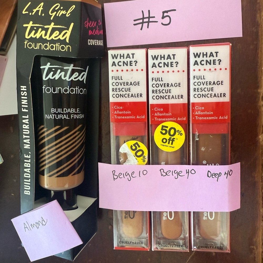 Tinted Foundation - Almond